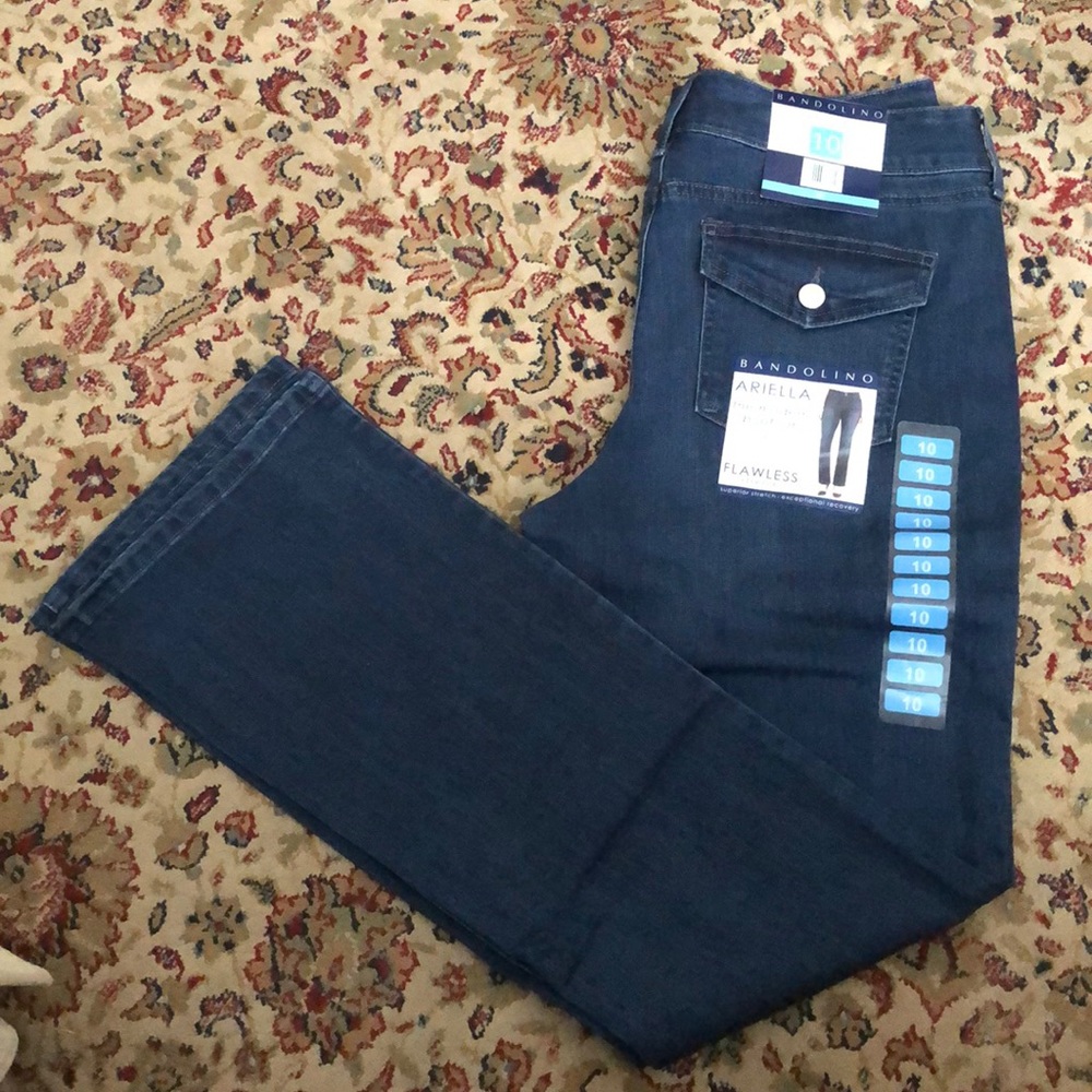 NWT BANDOLINO ARIELLA SIZE 10 BOOTCUT JEANS